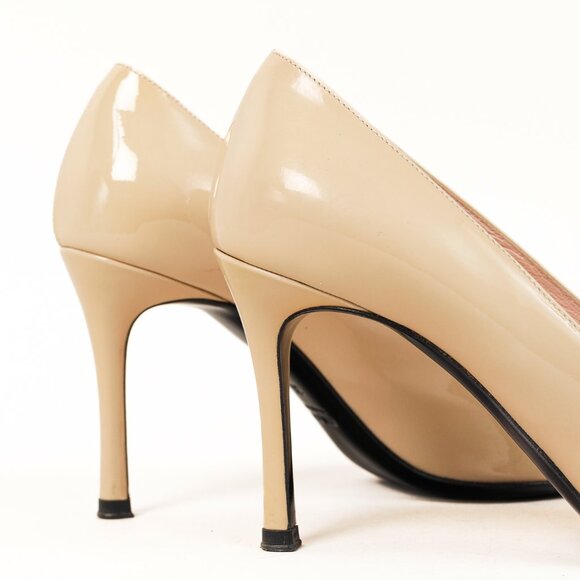 Miu Miu Cream Vernice Leather Pointed-Toe Pumps - Picture 8 of 9